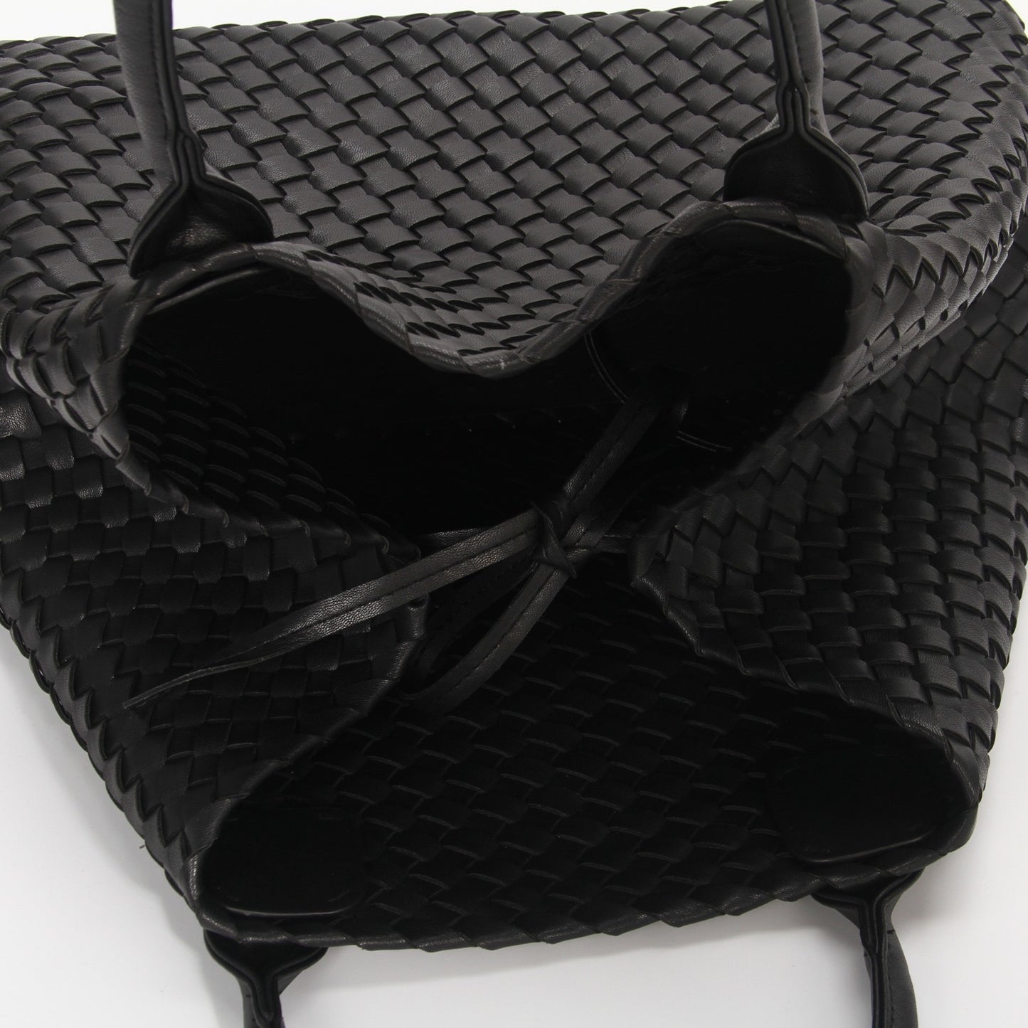 The Weavey Tote - Black