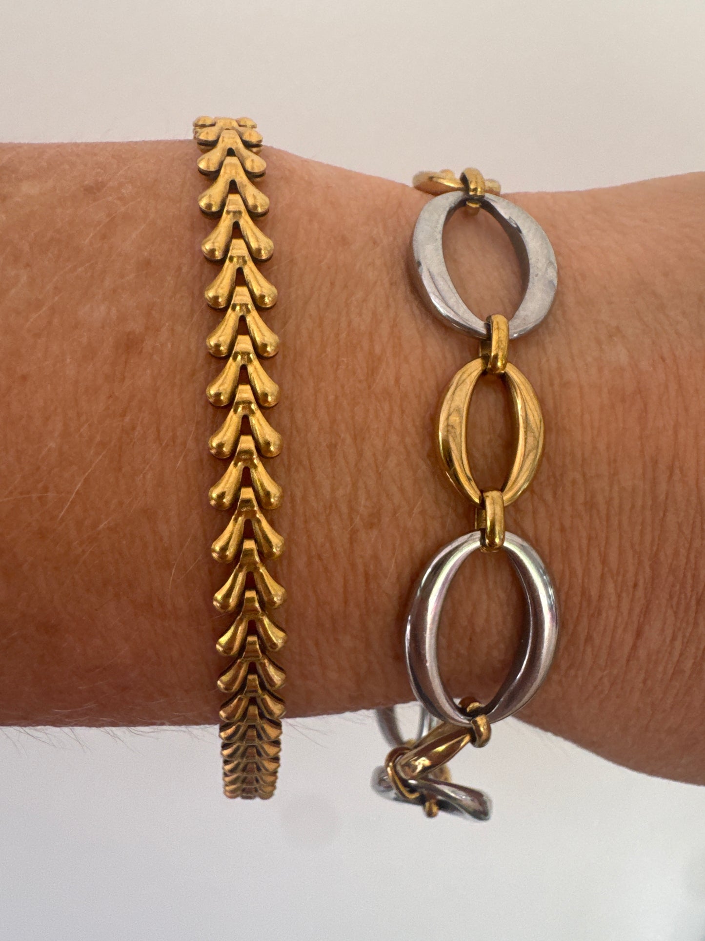 Chevron Bracelet - Gold