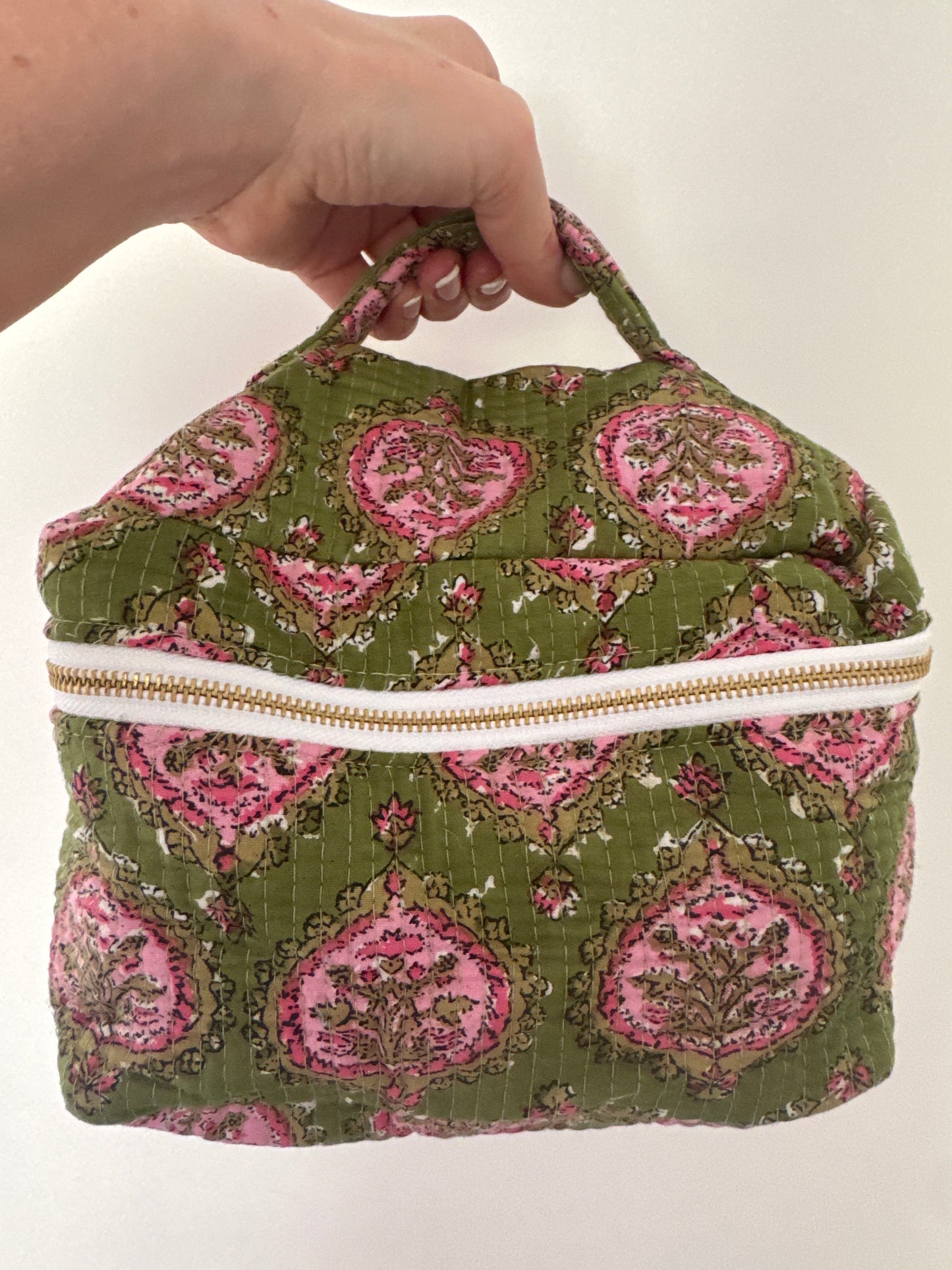The Carryall Vanity - Khaki Print