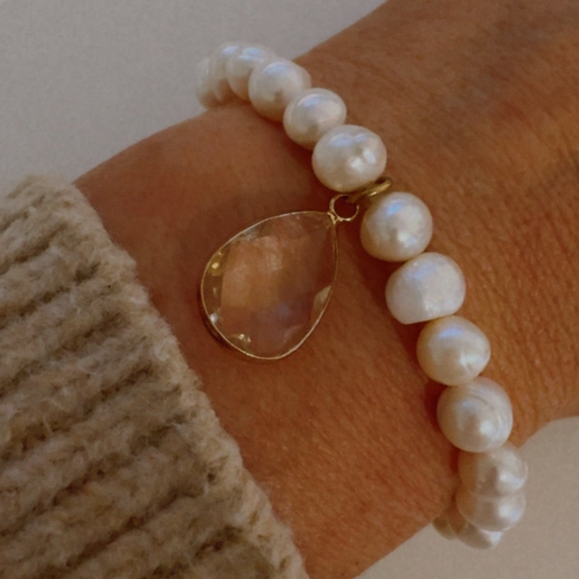 Calypso Freshwater Pearl Bracelet