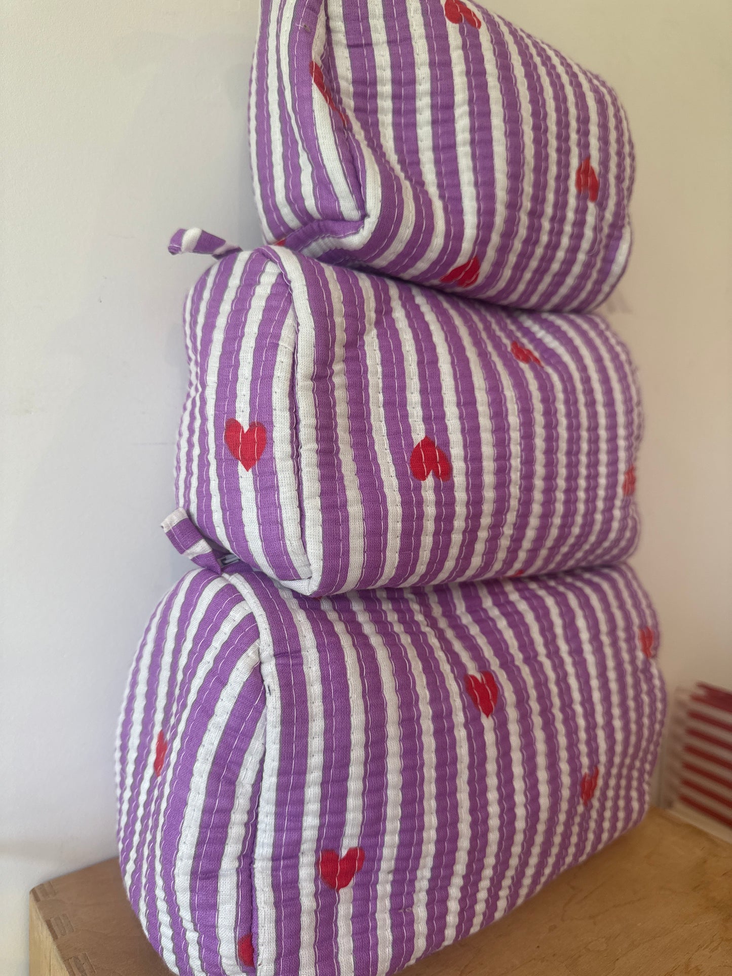 Wash Bag SETS OF 3 - Red Hearts