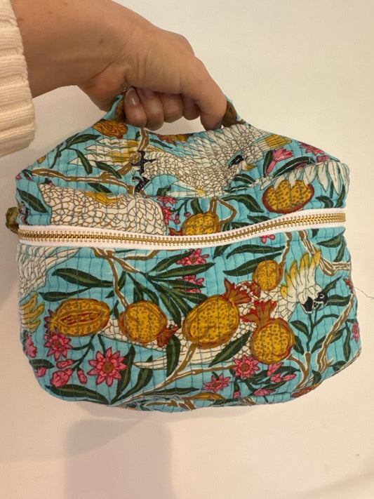 The Carryall Vanity - Birds