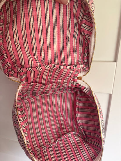 The Carryall Vanity - Pale Pink