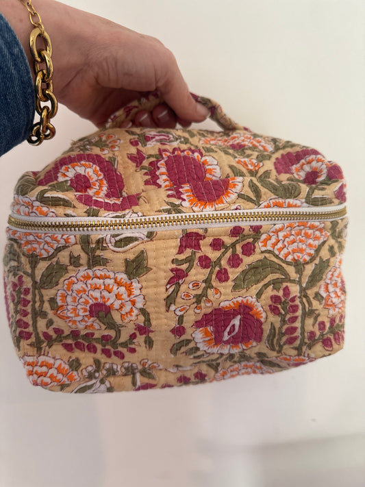 The Carryall Vanity - Springtime