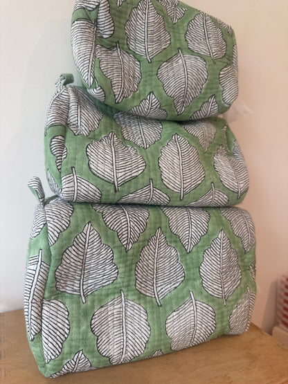 Wash Bag SETS OF 3 -  Green Tea