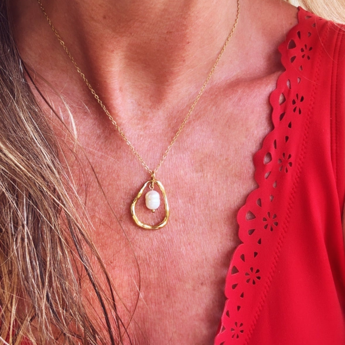 Pearl Pendant Necklace - Gold COMING SOON