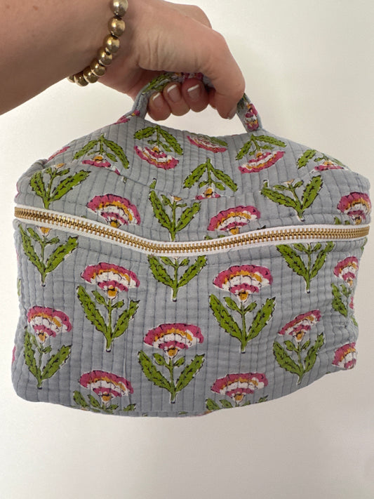 The Carryall Vanity - Summers Day