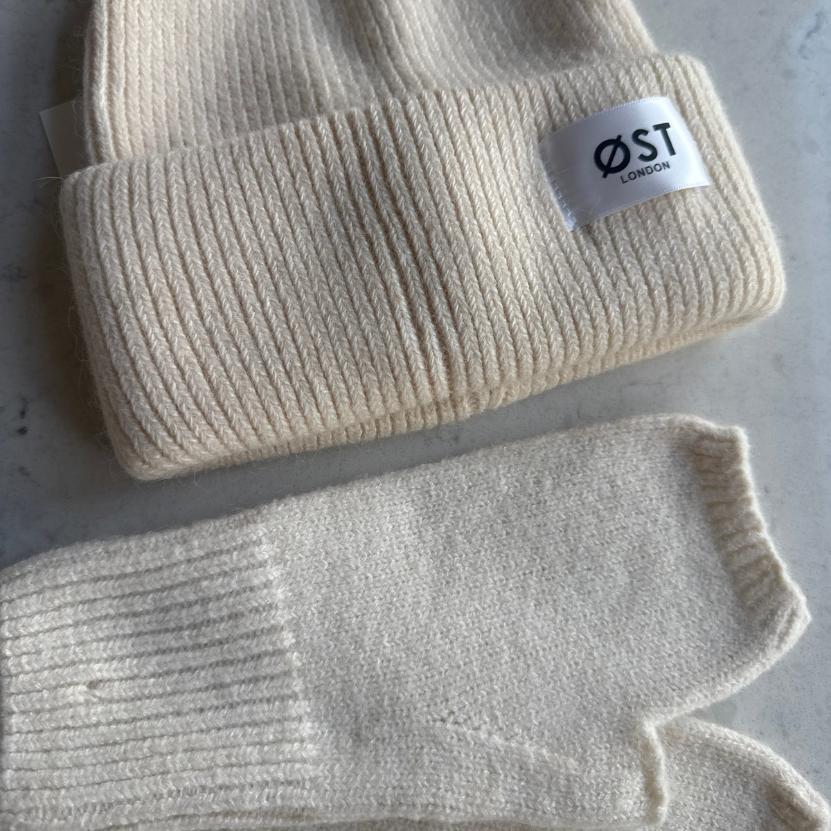Ellie Cashmere Blend Mittens - Multiple Colours