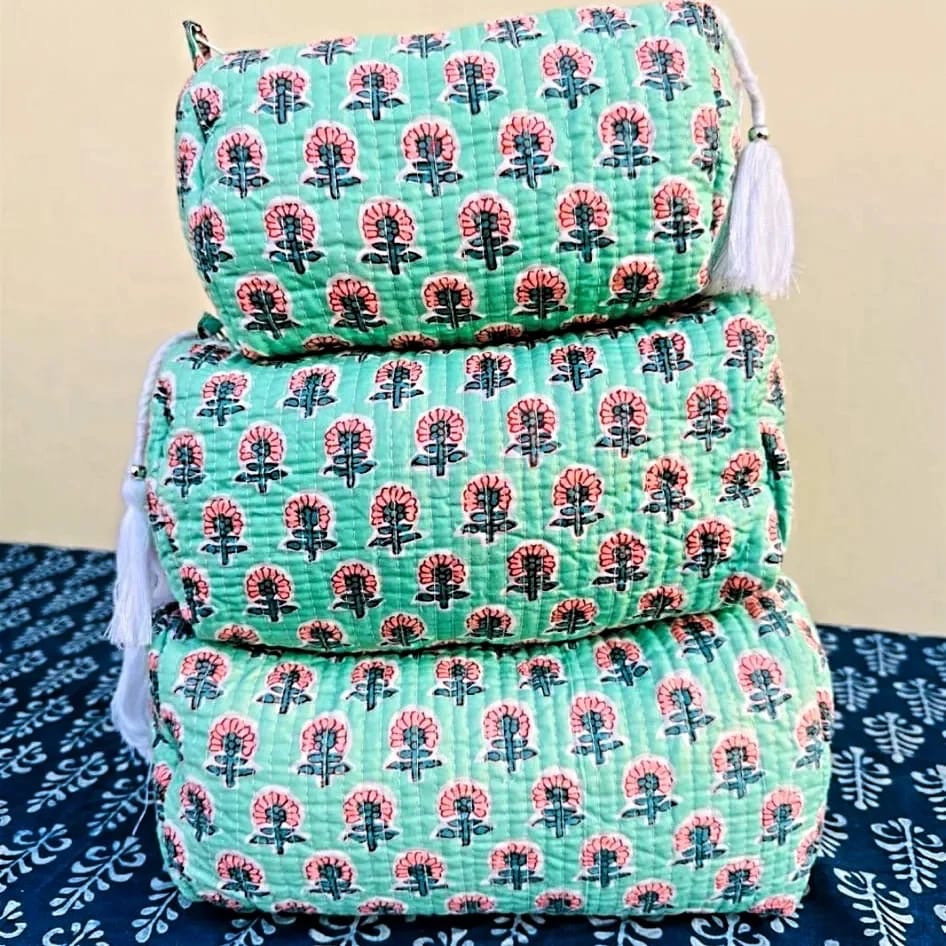 Wash Bags - Multiple Sizes/ Colours