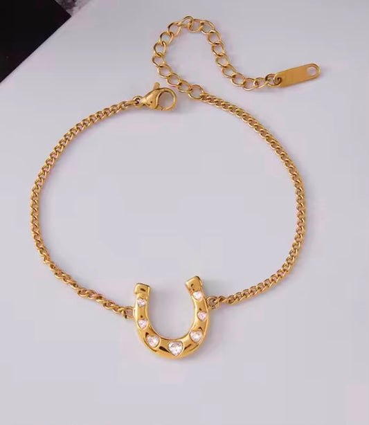 Horse Shoe Bracelet - Gold