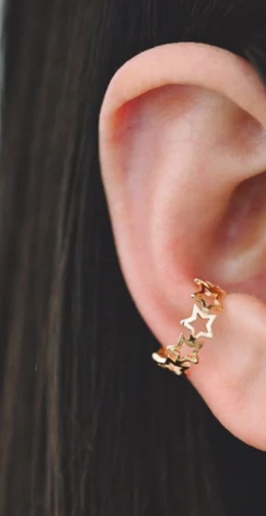 Shooting Star Ear Cuff - Gold