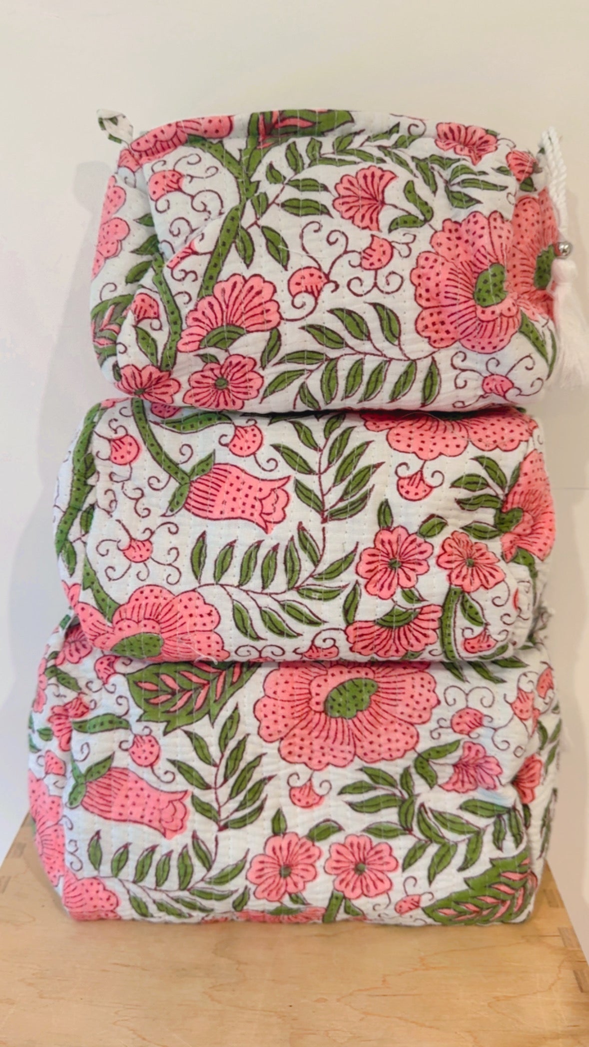 Wash Bags - Multiple Sizes/ Colours