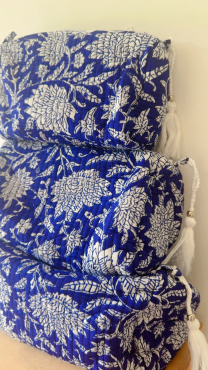 Wash Bags - Multiple Sizes/ Colours