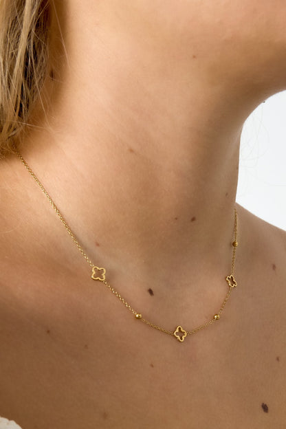 Trio Clovers Necklace - Gold